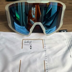 Oakley Line Miner Goggles with Blue and White Frame